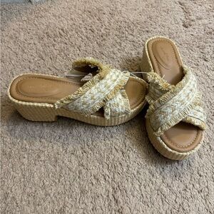 Espadrilles platform sandals size 7